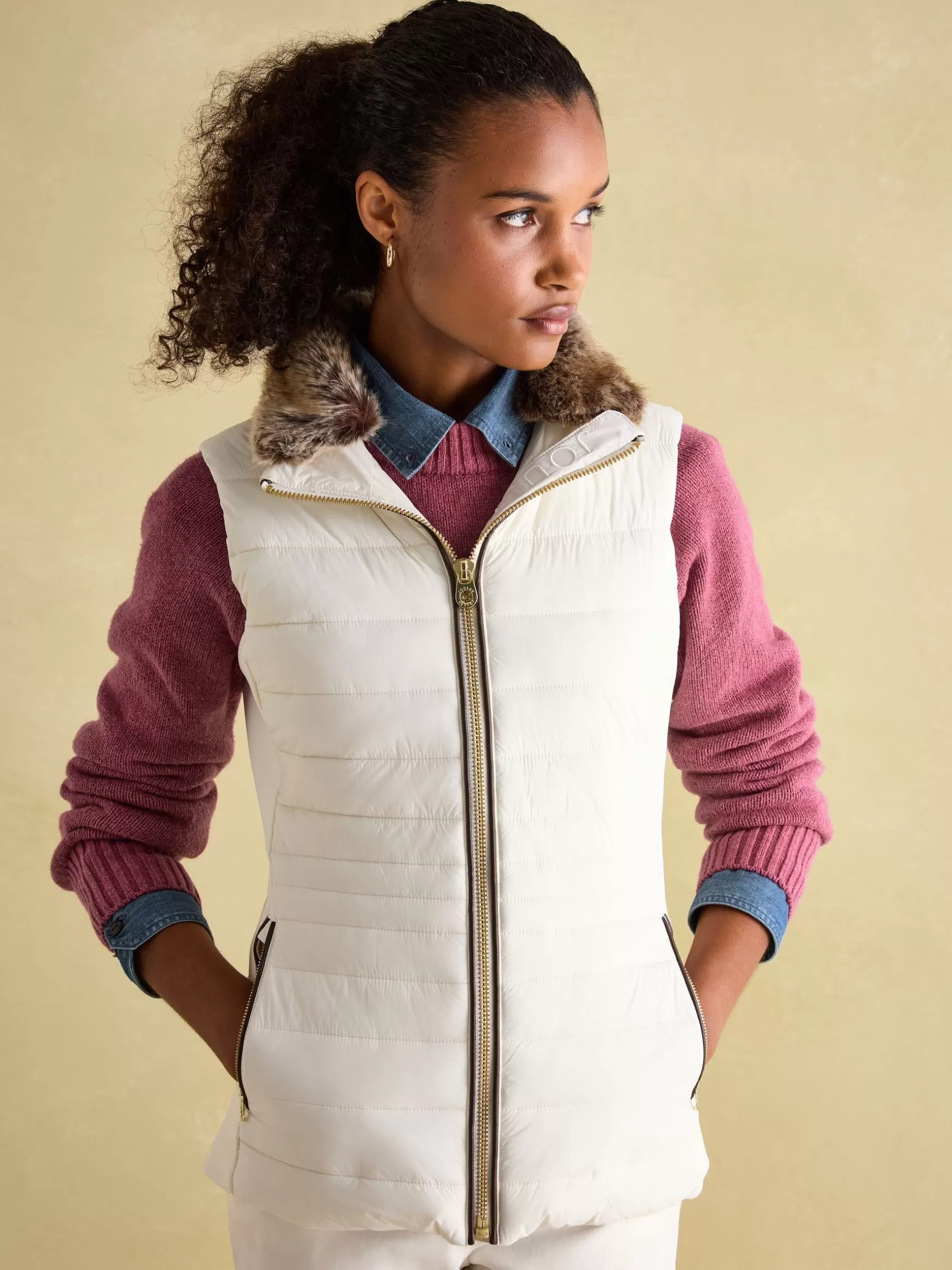 Beckley Padded Showerproof Gilet With Detachable Faux Fur Collar^Joules Shop