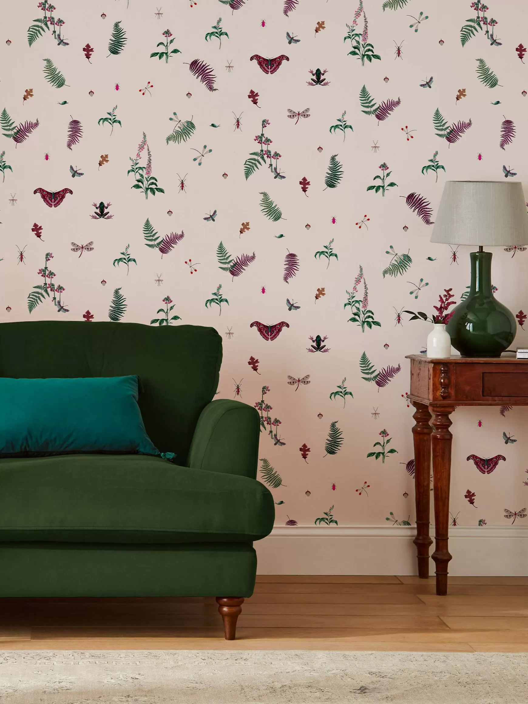 Blush Creme Midnight Beasts 10M Wallpaper^Joules Best