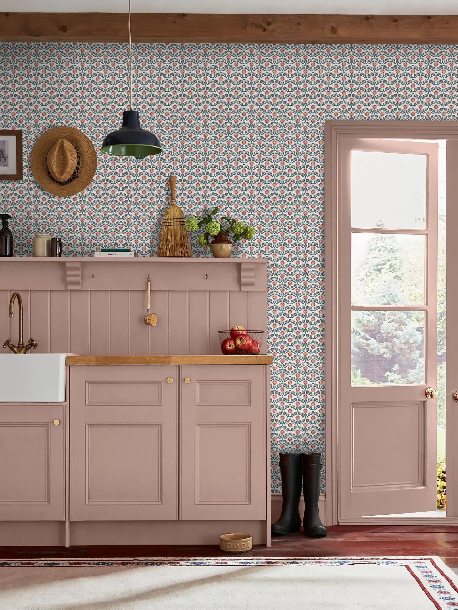 Stately Floral Print 10M Wallpaper^Joules Fashion