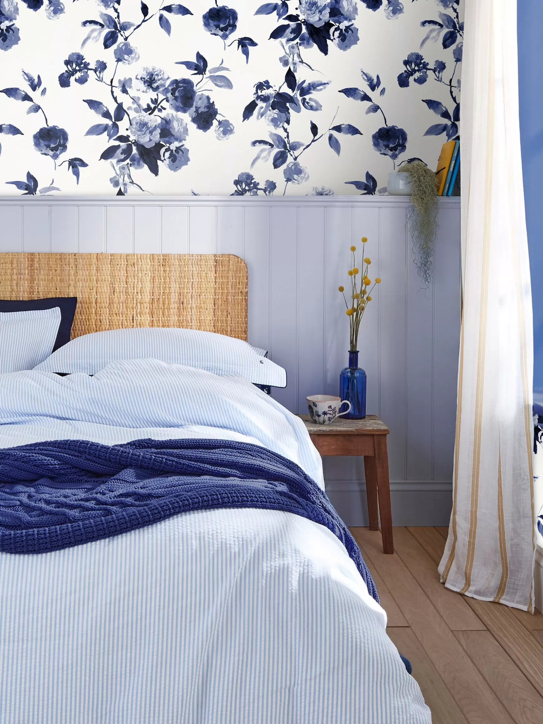 Boho Bloom 10M Wallpaper^Joules Hot