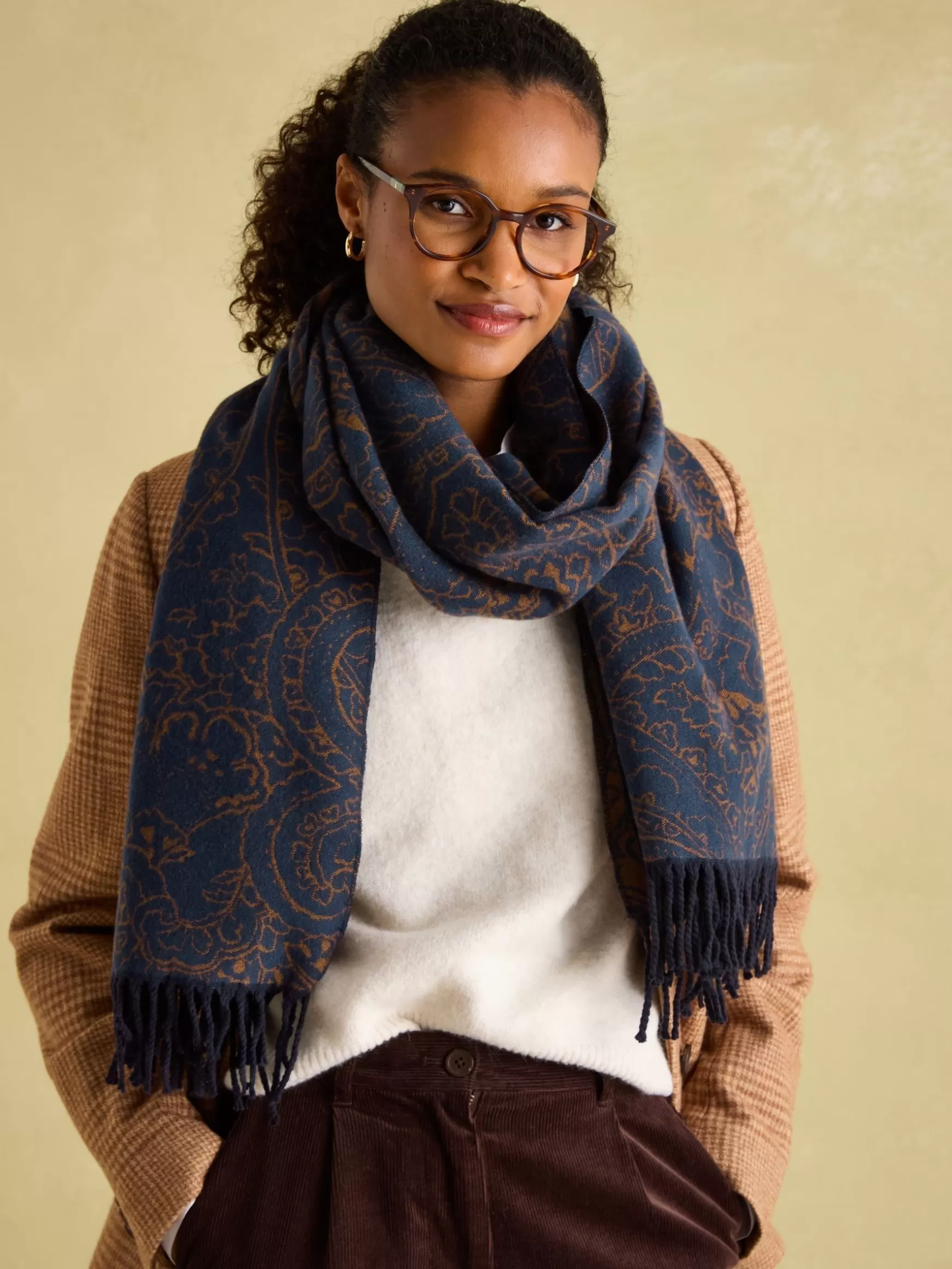 Elissa Navy & Camel Double-Sided Jacquard Scarf^Joules Fashion