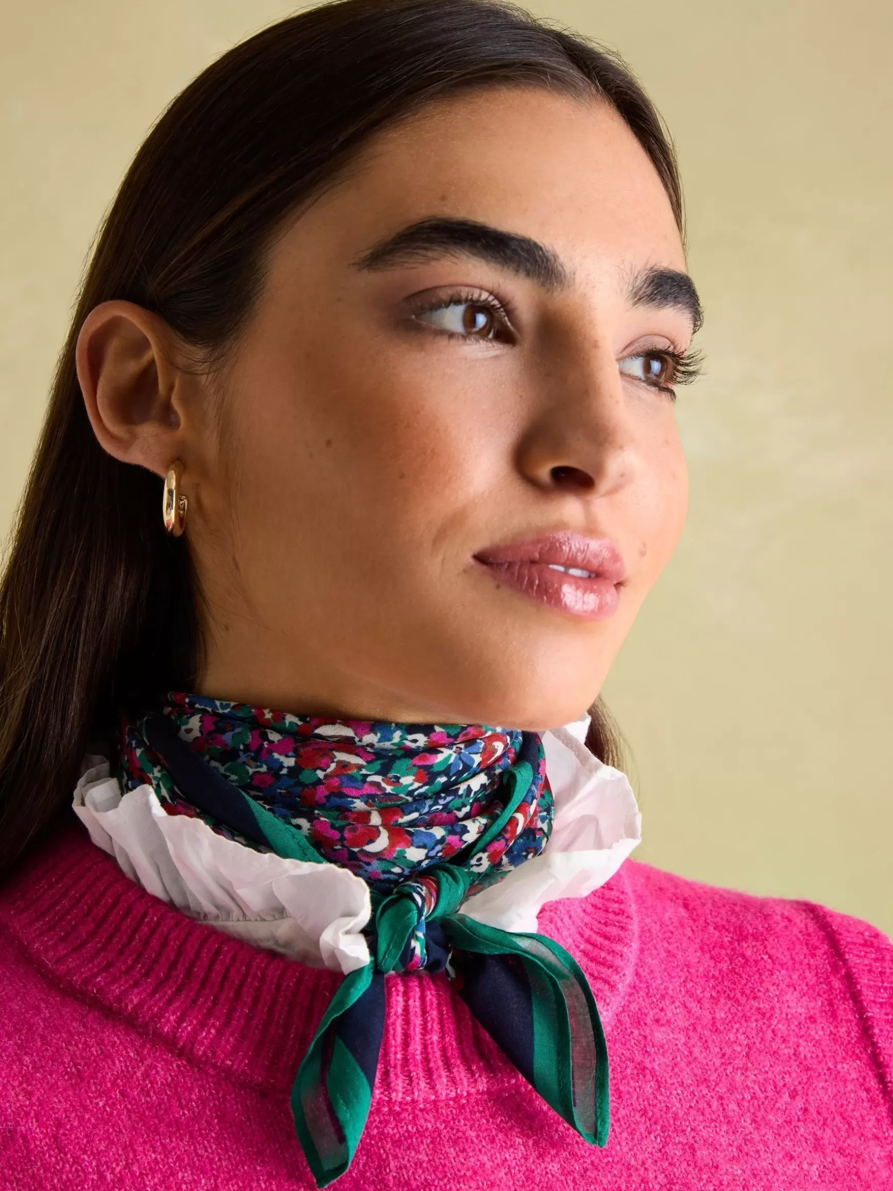 Elsie Multi Navy Printed Lightweight Square Scarf^Joules Shop