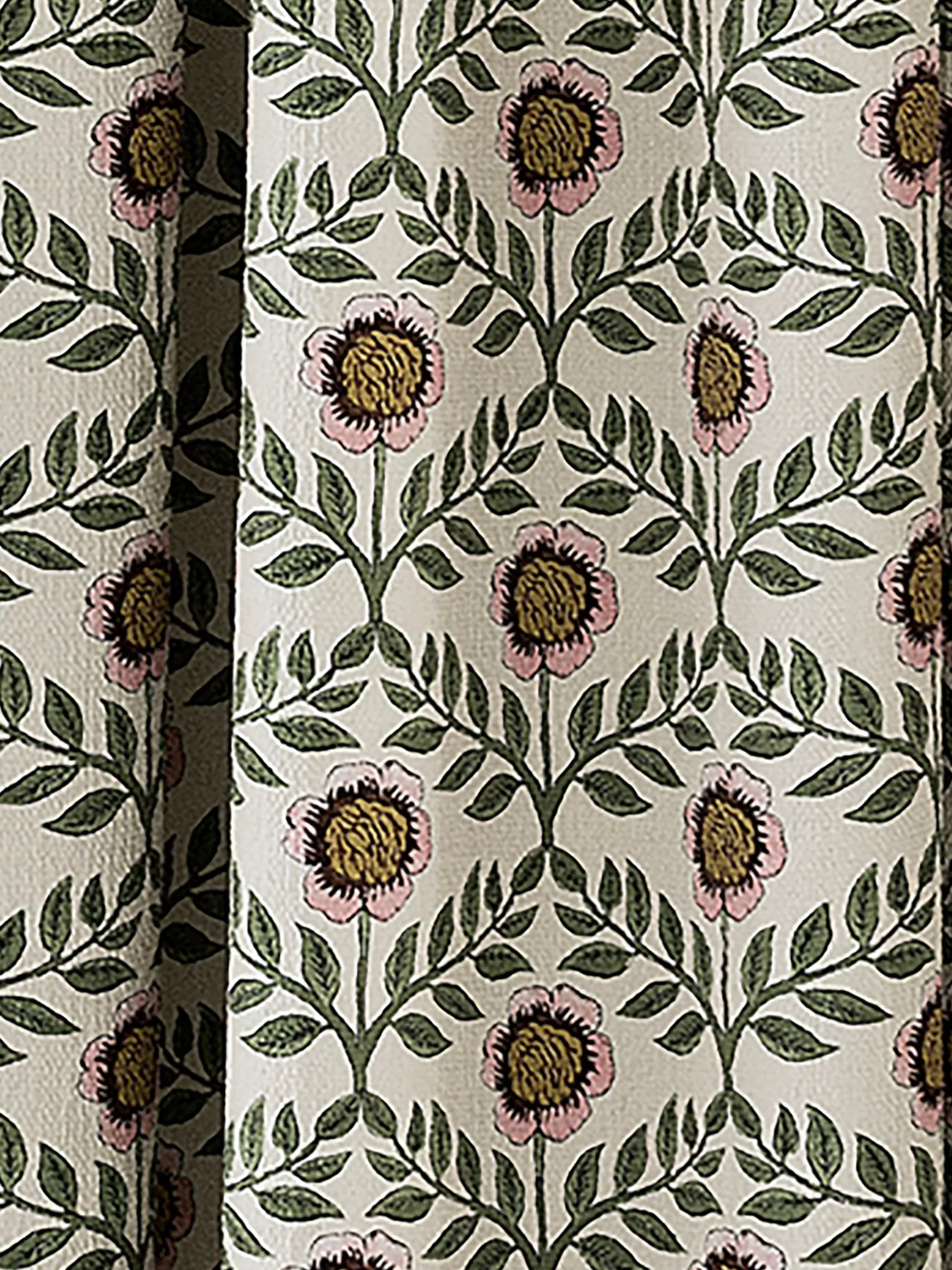Floral Foulard Set of 2 Green & Cream Blackout Pencil Pleat Curtains^Joules Discount
