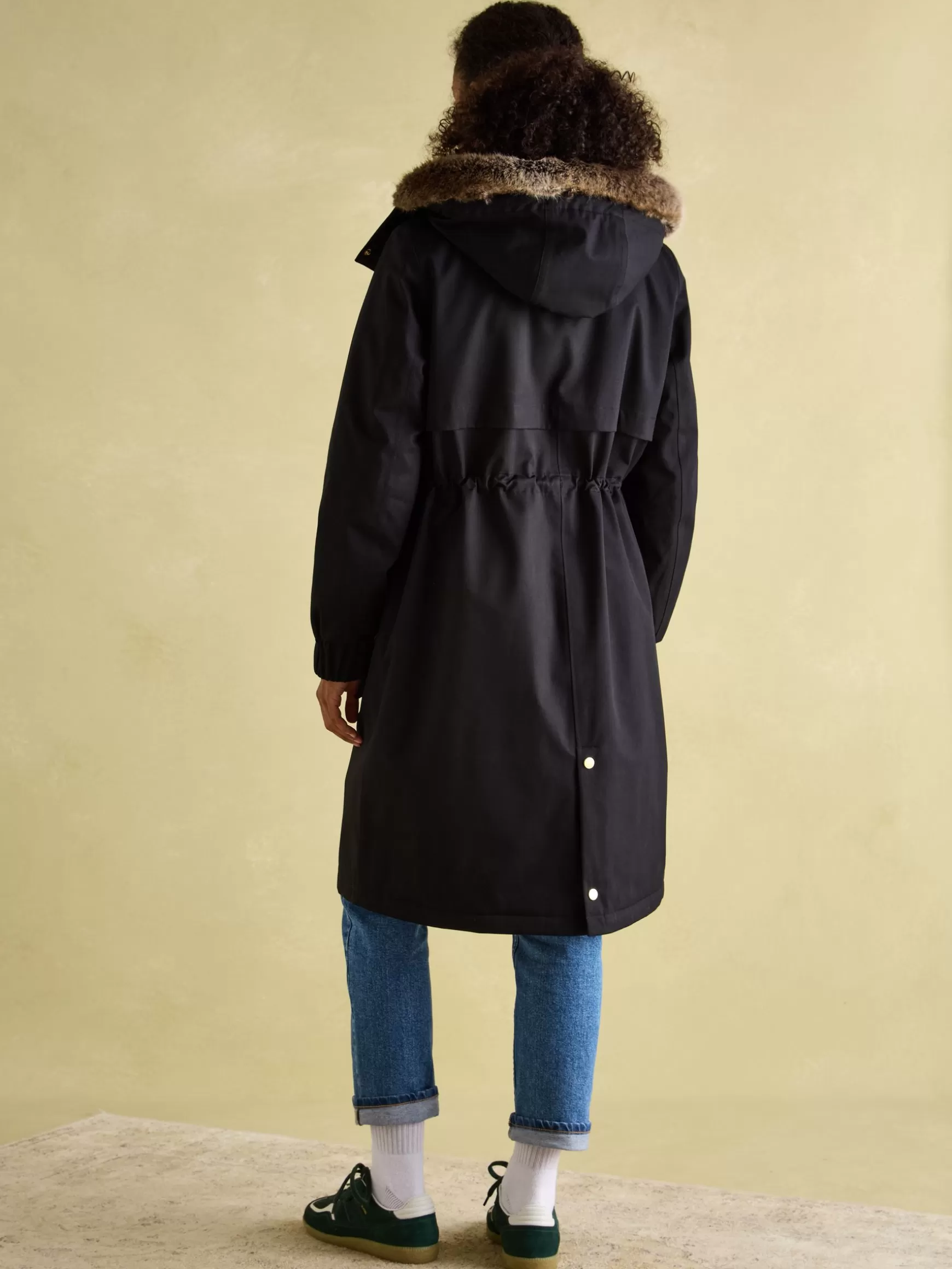 Harpsden Cosy Waterproof Fleece Lined Raincoat with Faux Fur Hood^Joules Outlet