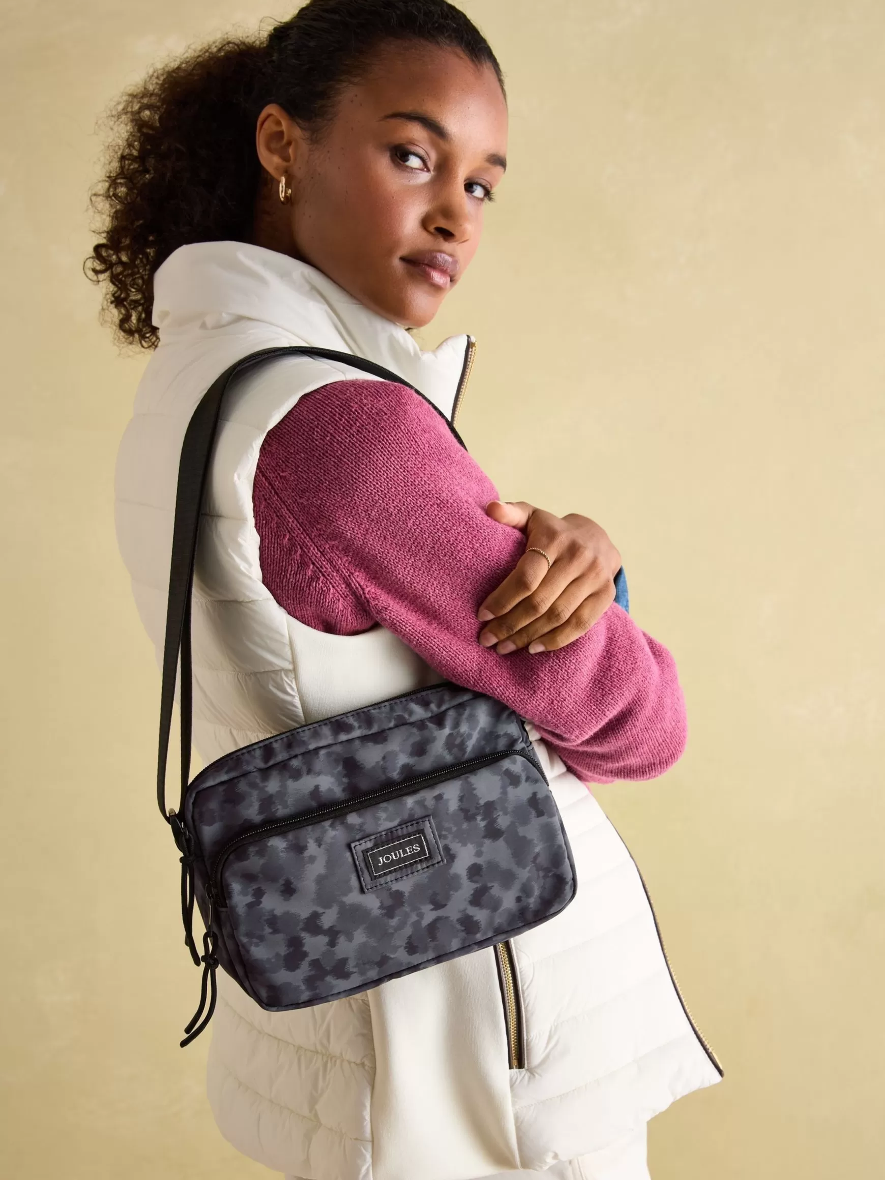 Marlow Cross Body Bag^Joules Hot