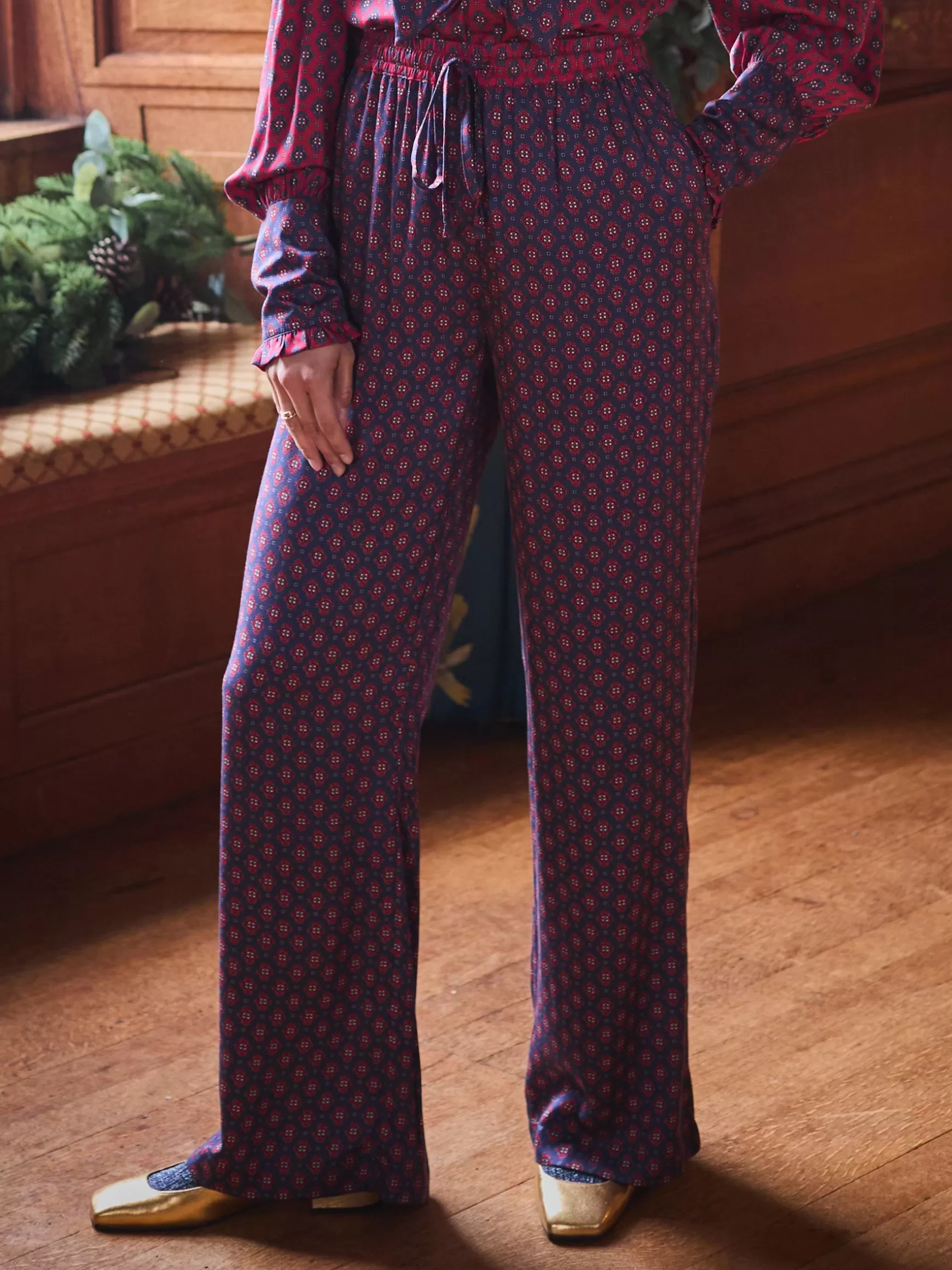 Red & Navy Satin Wide Leg Trousers^Joules Discount
