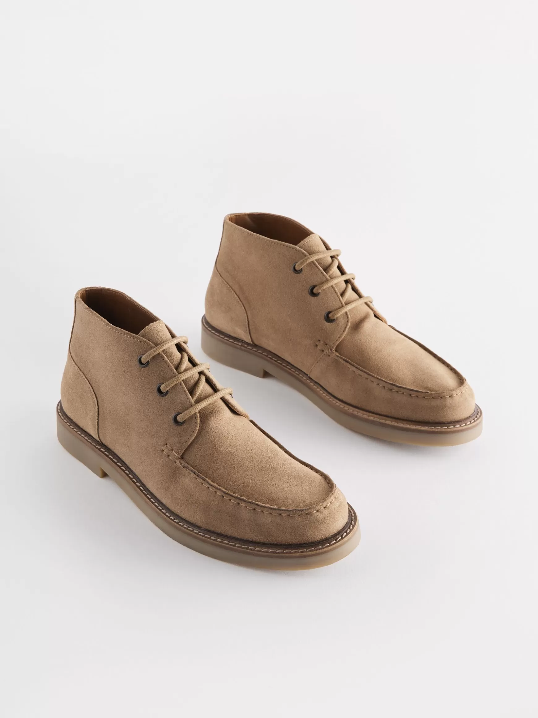 Sand Suede Apron Chukka Boots^Joules Online